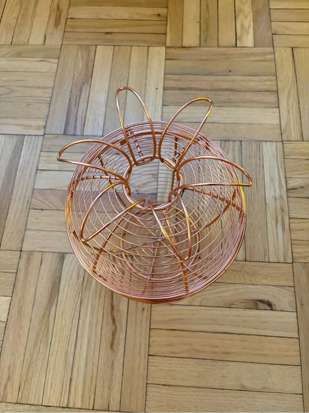 Williams Sonoma Metal Pineapple Fruit Basket Copper